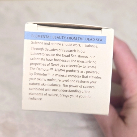 AHAVA Purifying Mud Mask Time to Clear 3.4 oz - Picture 3 of 8